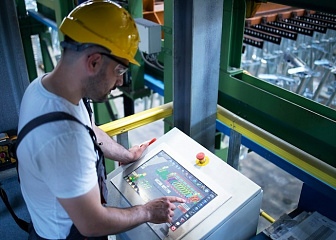 Профессиональная деятельность в области разработки, внедрения и эксплуатации автоматизированных систем управления производством
