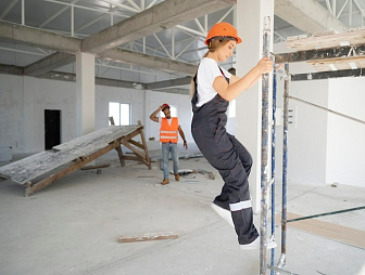 Обучение работе на высоте бетонщика